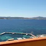 Appartamentino Panoramico...con Finestra Sul Mare!