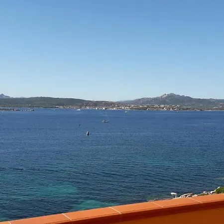 Апартаменты Appartamentino Panoramico...con Finestra Sul Mare!