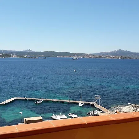 Appartamentino Panoramico...con Finestra Sul Mare!
