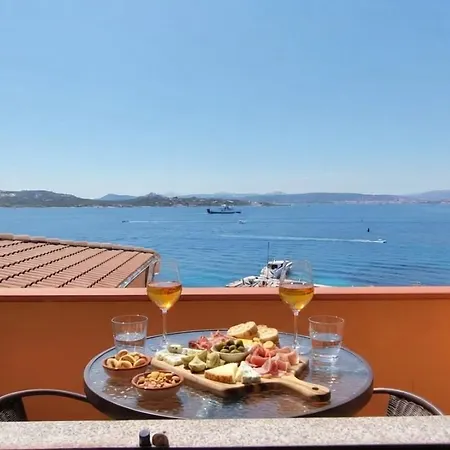 Appartamentino Panoramico...con Finestra Sul Mare! Apartment La Maddalena (Sassari)