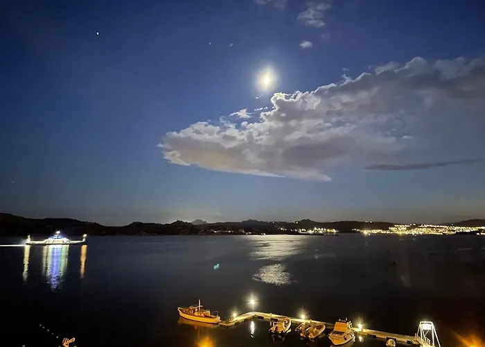 公寓 Appartamentino Panoramico...con Finestra Sul Mare! 马达莱纳