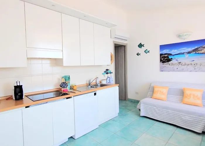 Appartamentino Panoramico...con Finestra Sul Mare!